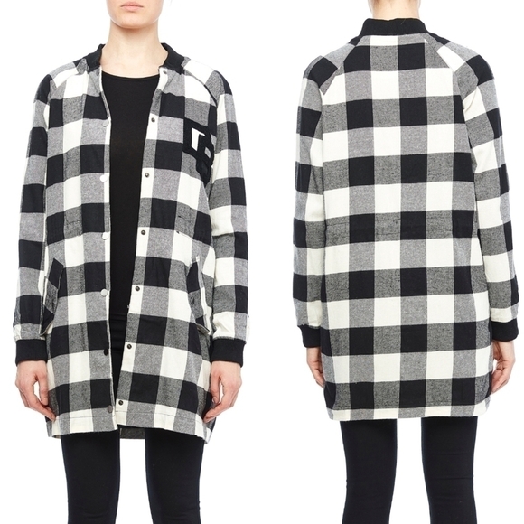 Do+Be Plaid Varsity Buffalo Plaid Shacket Sweater Coat - Picture 1 of 10